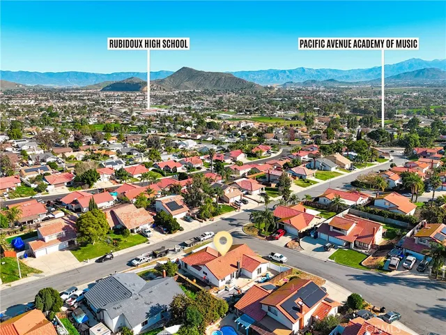 $695,000 | 6568 Ave Mariposa, Jurupa Valley, CA 92509