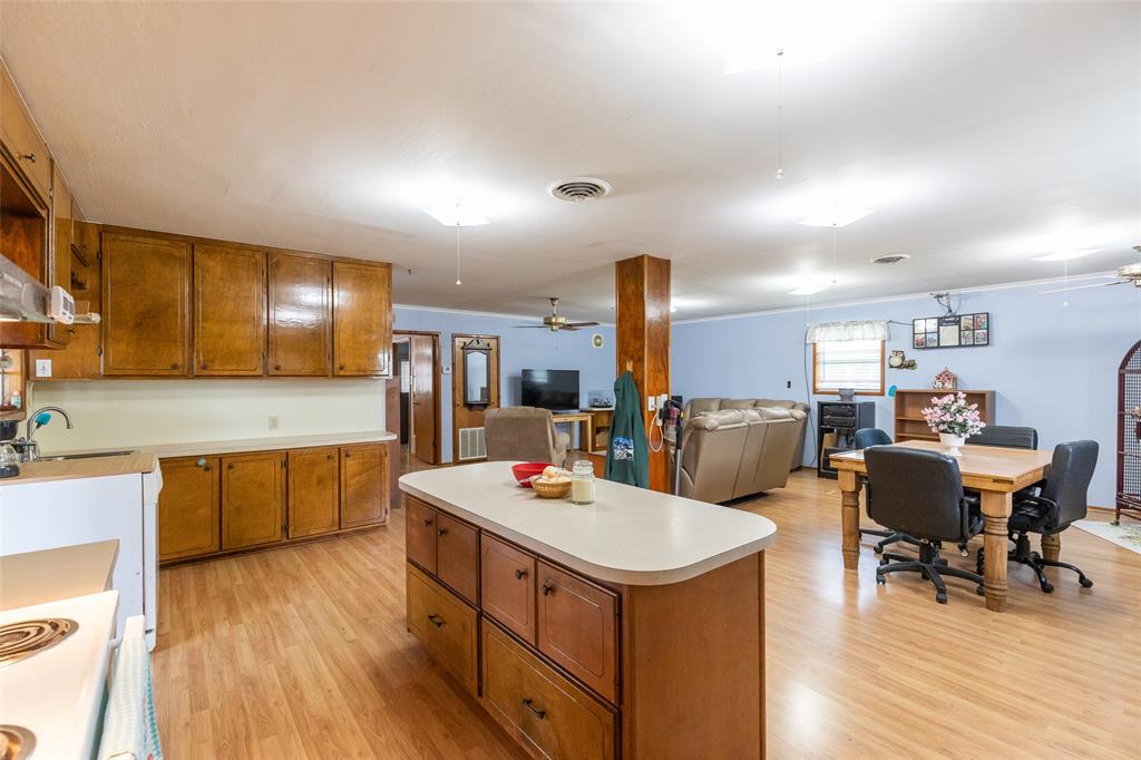 8867 Spinks Road Abilene, TX 79603 - Photo 23 of 39