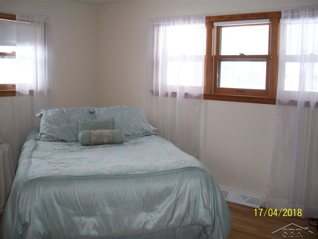 3810 North Thomas Road Freeland, MI 48623 - Photo 10 of 33 31345024-9.JPG