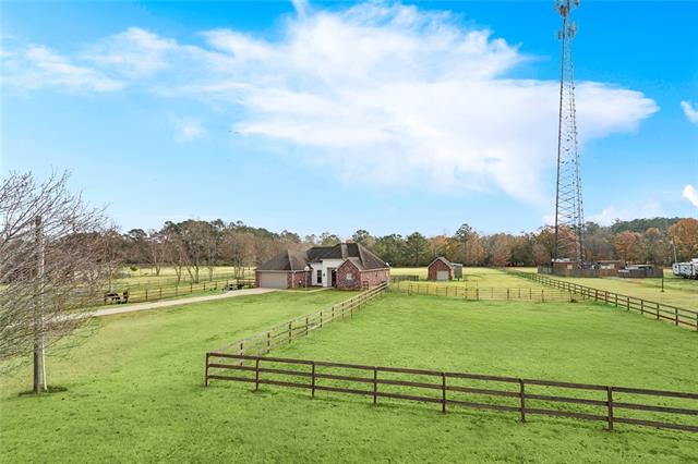 25034 Shubert Lane Covington, LA 70435 - Photo 3 of 17