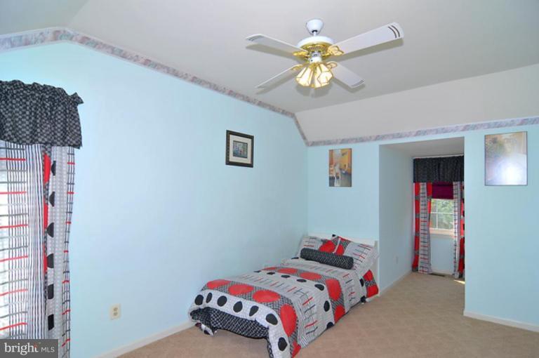 13829 Bison Court Silver Spring, MD 20906 - Photo 14 of 27 Bedroom #3