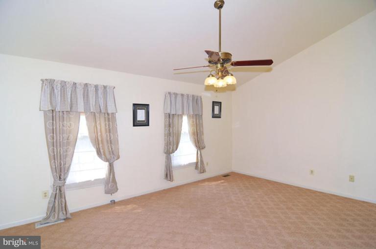 13829 Bison Court Silver Spring, MD 20906 - Photo 3 of 27 Master Bedroom