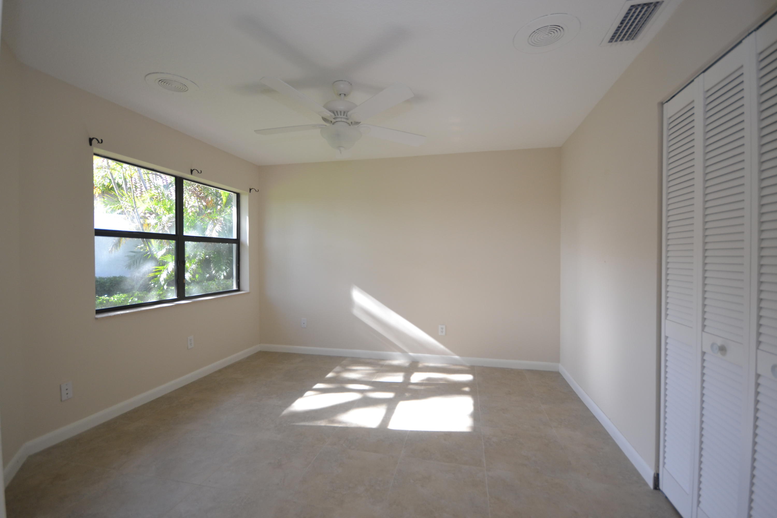 10176 Sunset Bend Drive Boca Raton, FL 33428 - Photo 21 of 41 Third Bedroom / Den