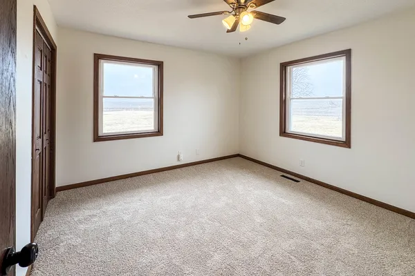 $465,000 | 13015 West Franklin Street, Hudson, IL 61748