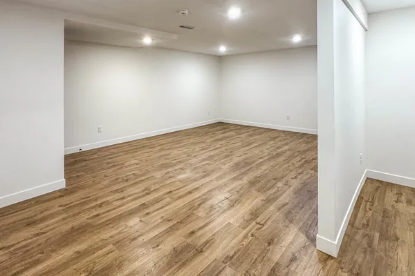 $465,000 | 13015 West Franklin Street, Hudson, IL 61748