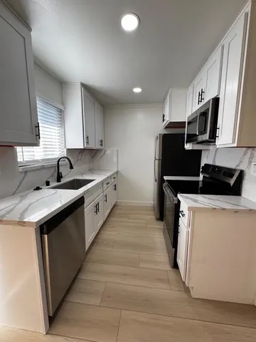 $3,000 | 1133 Paloma Avenue, Unit 4, Burlingame, CA 94010