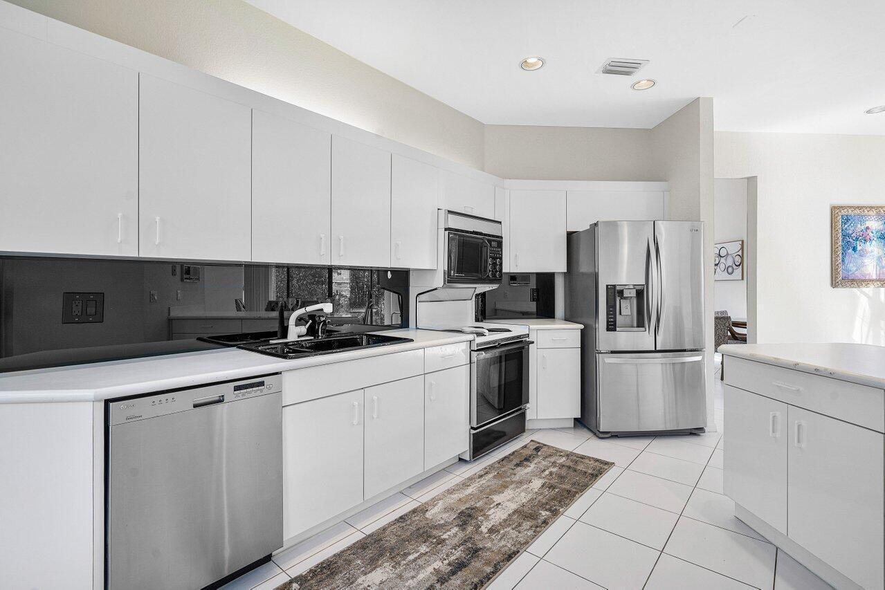 17099 Ryton Lane Boca Raton, FL 33496 - Photo 2 of 76 Kitchen