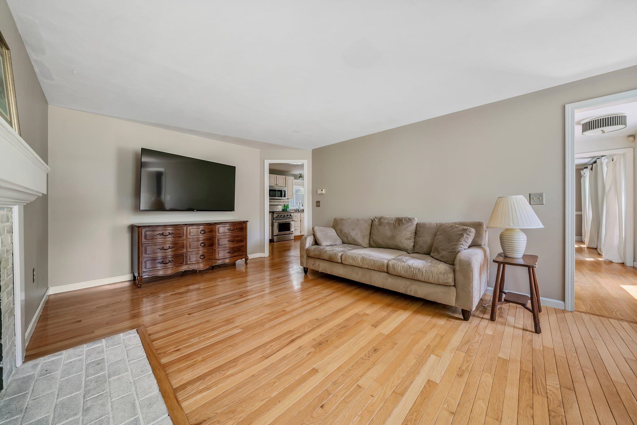 45 Stony Ridge Road Hampstead, NH 03841 - Photo 5 of 40