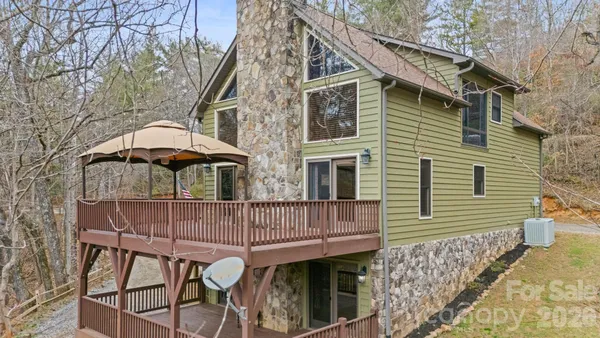 $480,000 | 113 Cardinal Drive, Franklin, NC 28734