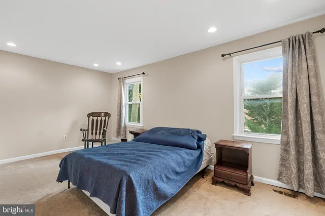 $400,000 | 1006 Windrush Lane, Unit 21, Sandy Spring, MD 20860