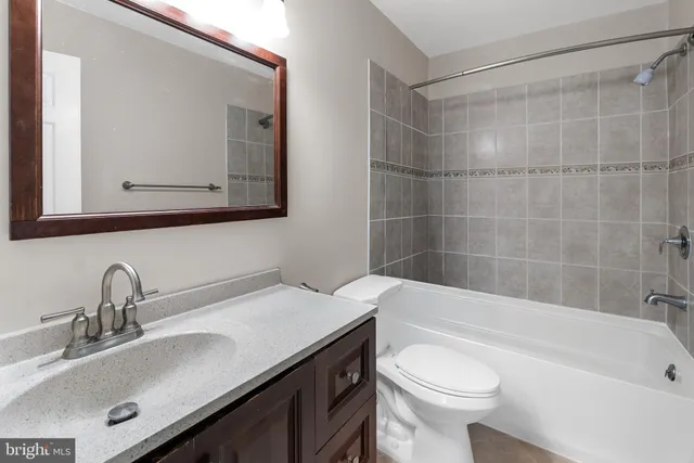 $400,000 | 1006 Windrush Lane, Unit 21, Sandy Spring, MD 20860