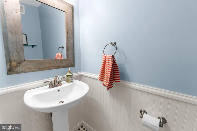 $400,000 | 1006 Windrush Lane, Unit 21, Sandy Spring, MD 20860