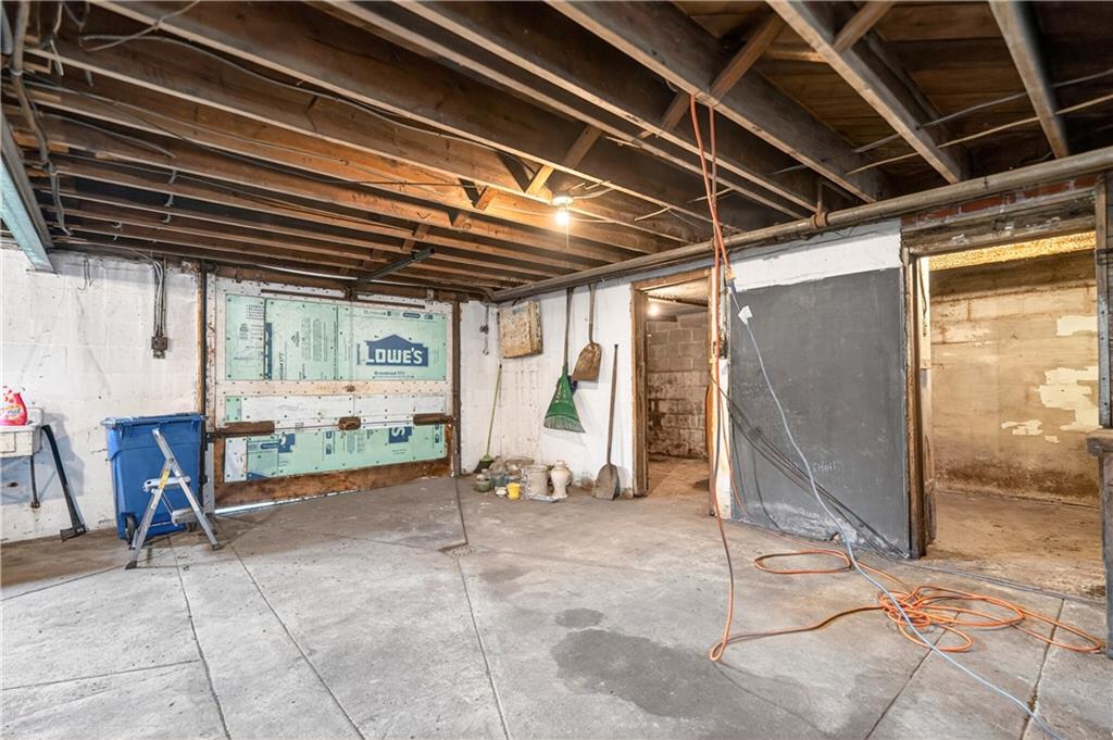 900 Washington Road Washington, PA 15301 - Photo 44 of 50 Storage...