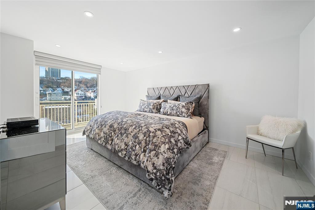 1077 River, Unit 805 Edgewater, NJ 07020 - Photo 13 of 31