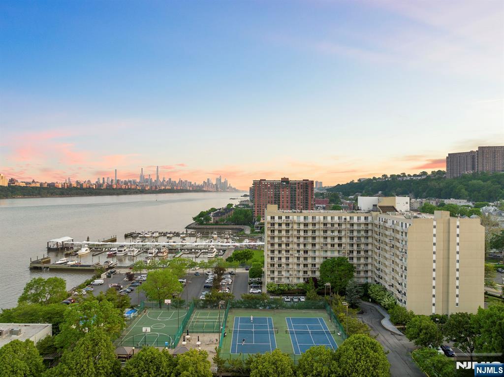 1077 River, Unit 805 Edgewater, NJ 07020 - Photo 30 of 31