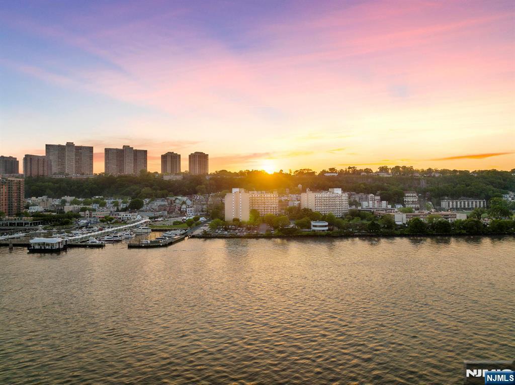 1077 River, Unit 805 Edgewater, NJ 07020 - Photo 31 of 31