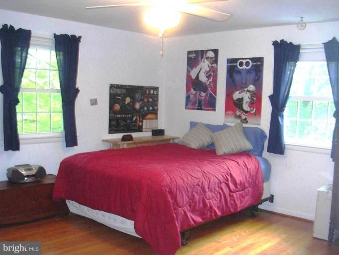 812 Stoneleigh Road Baltimore, MD 21212 - Photo 14 of 21 Bedroom #2