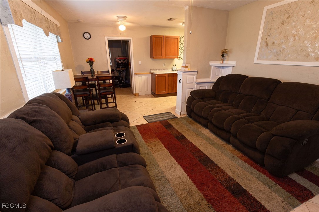 3721 Highland Avenue Fort Myers, FL 33916 - Photo 8 of 17