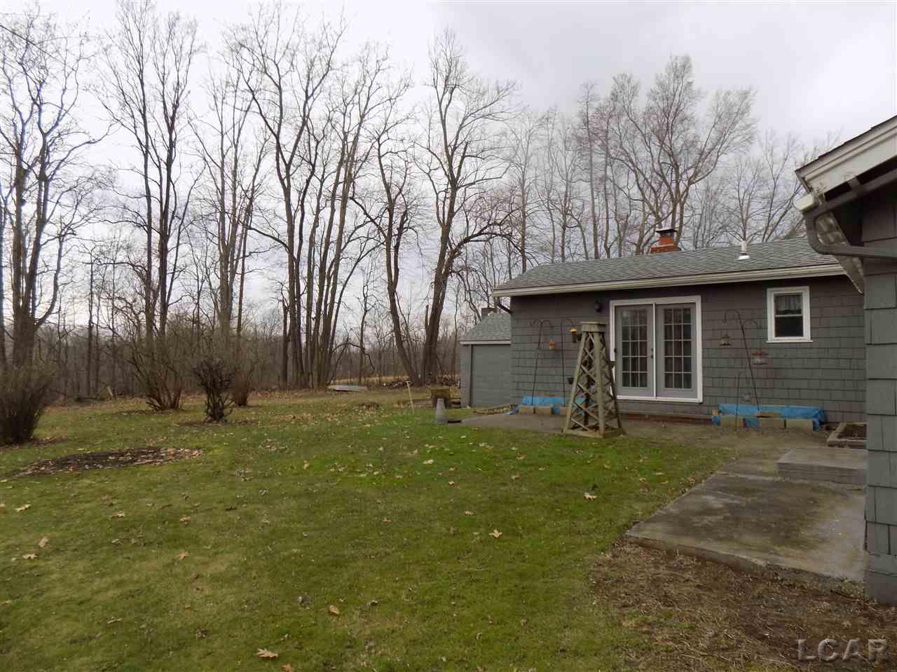 17735 Manitou Beach Road Addison, MI 49220 - Photo 7 of 30