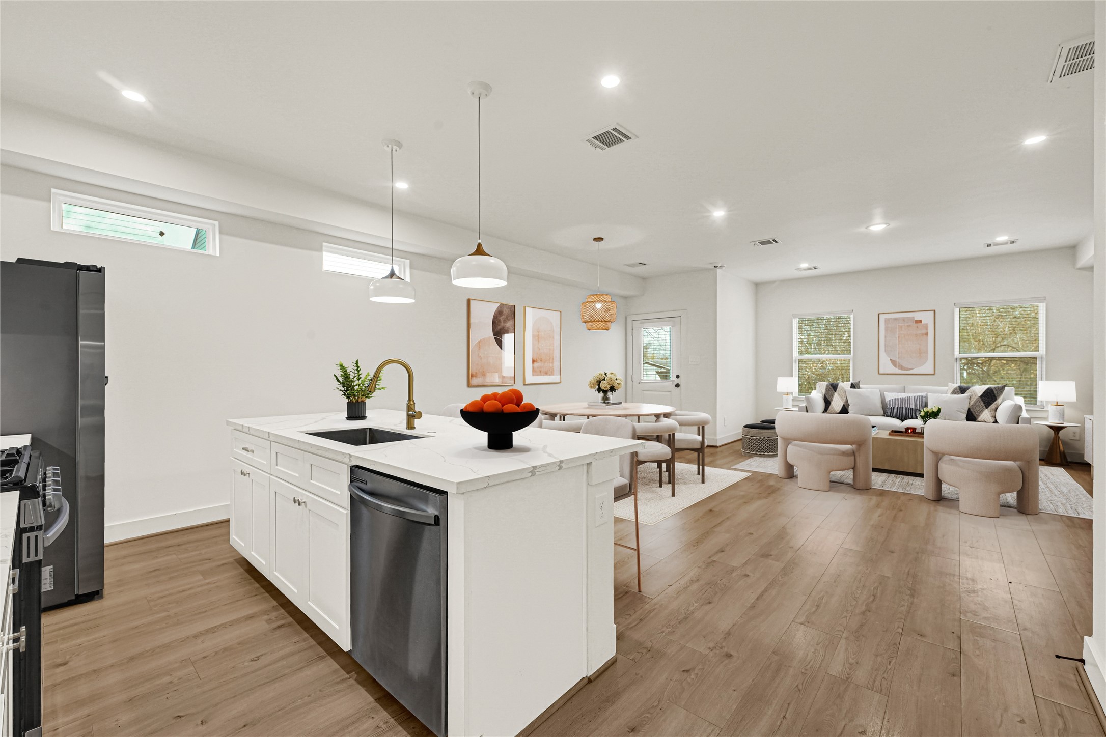 1405 East 33rd Street, Unit A Houston, TX 77022 - Photo 1 of 29 Virtually Staged to showcase the space