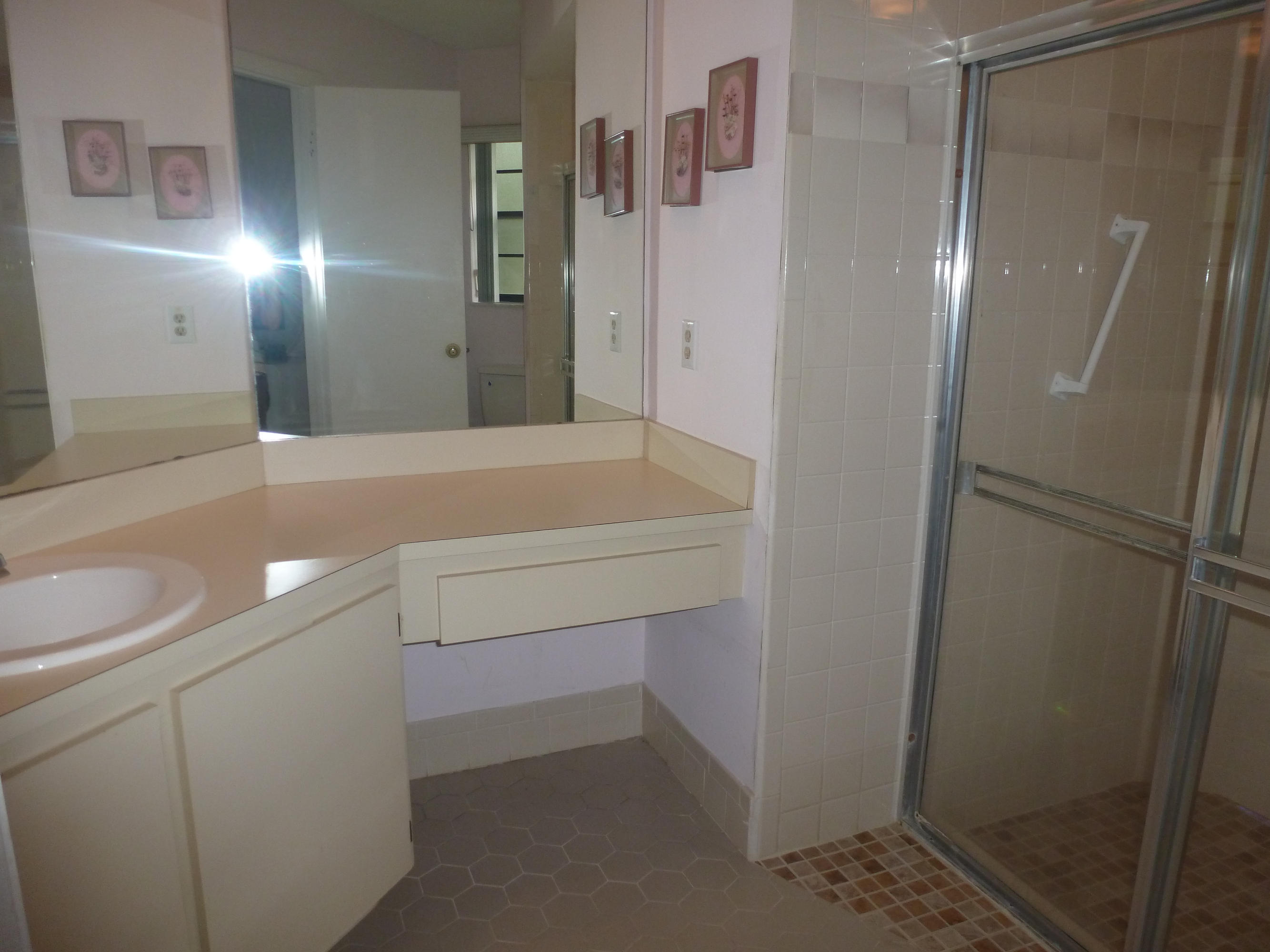 7460 Andorra Place Boca Raton, FL 33433 - Photo 10 of 15 MASTER BATHROOM