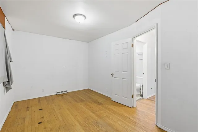 $130,000 | 8703 Manchester, Raytown, MO 64138