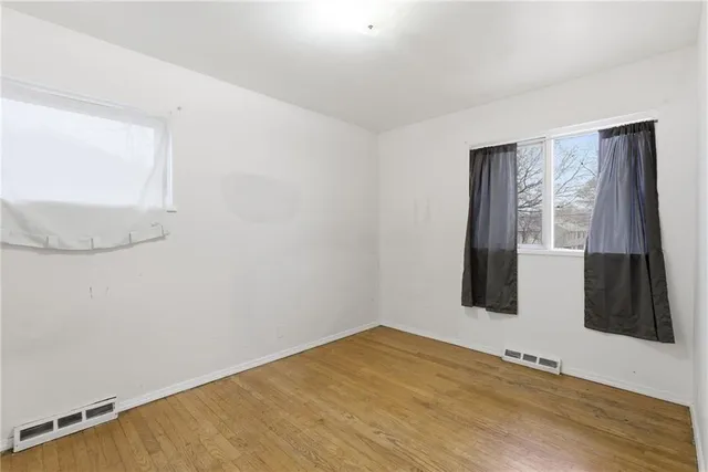 $130,000 | 8703 Manchester, Raytown, MO 64138