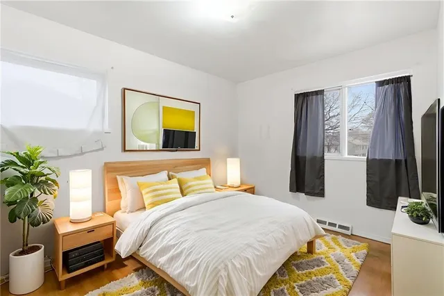 $130,000 | 8703 Manchester, Raytown, MO 64138