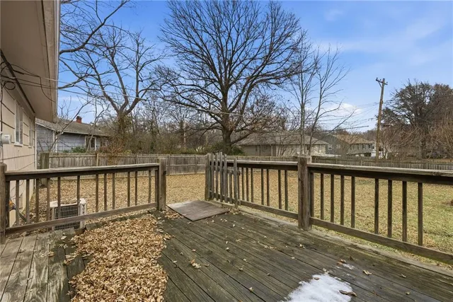 $130,000 | 8703 Manchester, Raytown, MO 64138