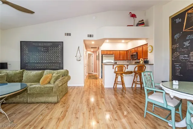 $2,150 | 1705 King James Street, Unit 202, Las Vegas, NV 89144