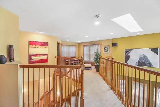 $3,200 | 292 Jennifer Court, Gurnee, IL 60031