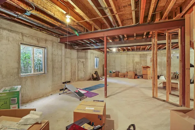 $3,200 | 292 Jennifer Court, Gurnee, IL 60031