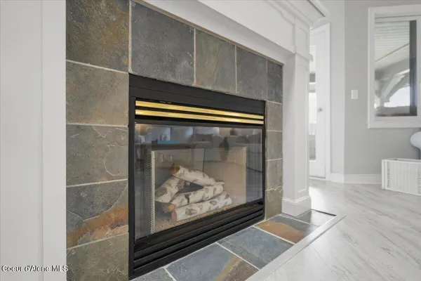 $748,000 | 4724 South Arrow Point Drive, Unit 207, Harrison, ID 83833