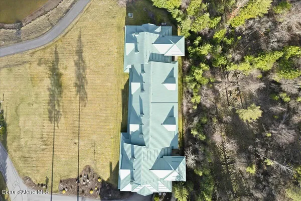 $748,000 | 4724 South Arrow Point Drive, Unit 207, Harrison, ID 83833