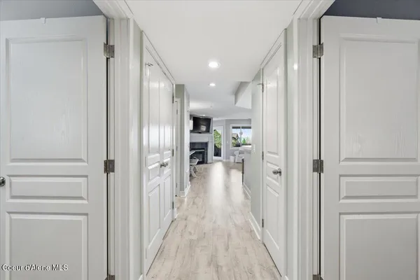 $748,000 | 4724 South Arrow Point Drive, Unit 207, Harrison, ID 83833