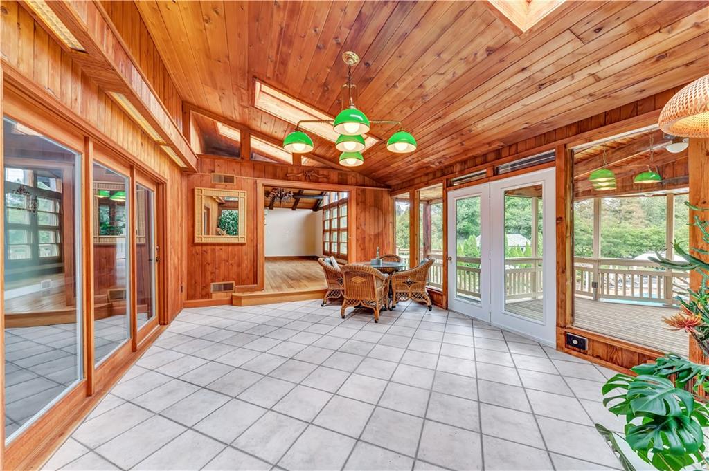 8 Dendron Drive Coraopolis, PA 15108 - Photo 13 of 25