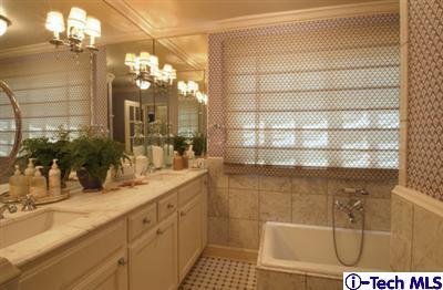 Undisclosed Address Altadena, CA 91001 - Photo 4 of 15 Additional Photo