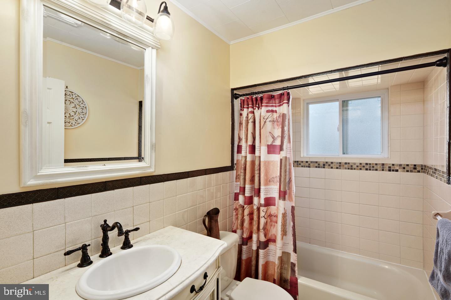 137 Andover Road Fairless Hills, PA 19030 - Photo 13 of 25 Bathroom