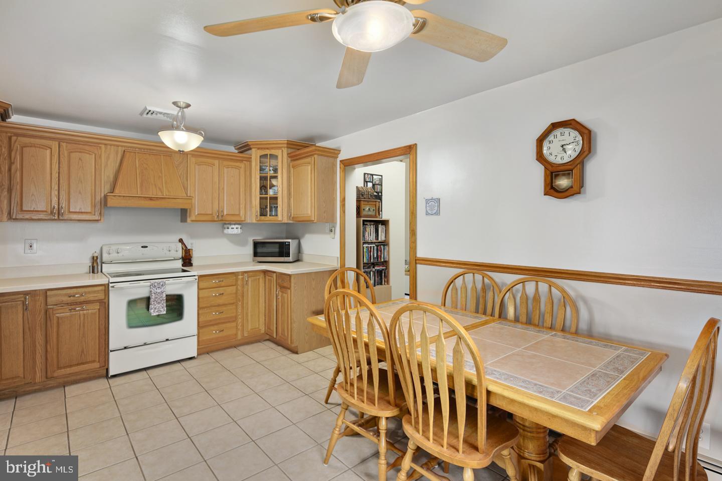 137 Andover Road Fairless Hills, PA 19030 - Photo 6 of 25 Kitchen