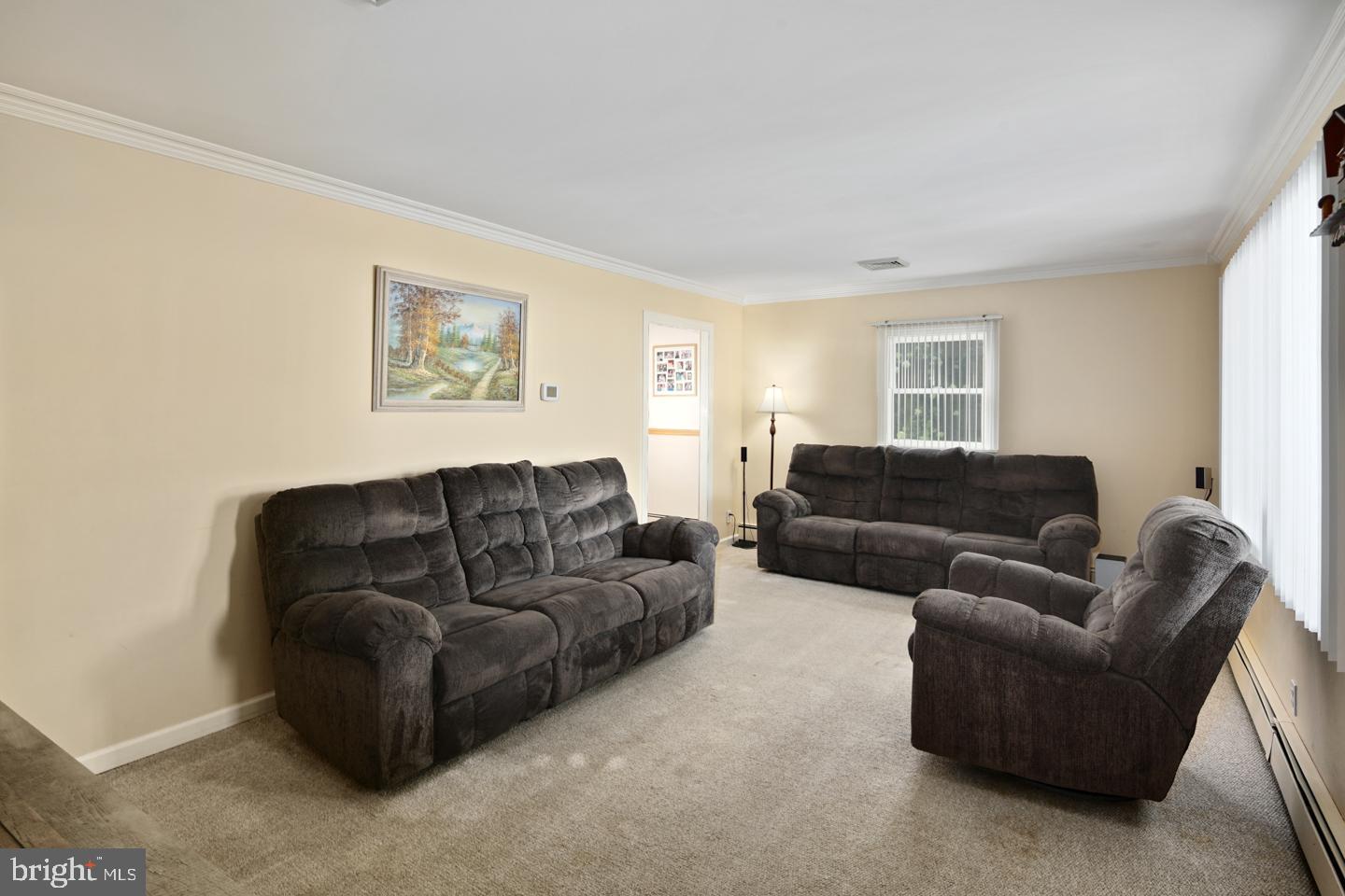 137 Andover Road Fairless Hills, PA 19030 - Photo 9 of 25 Living Room