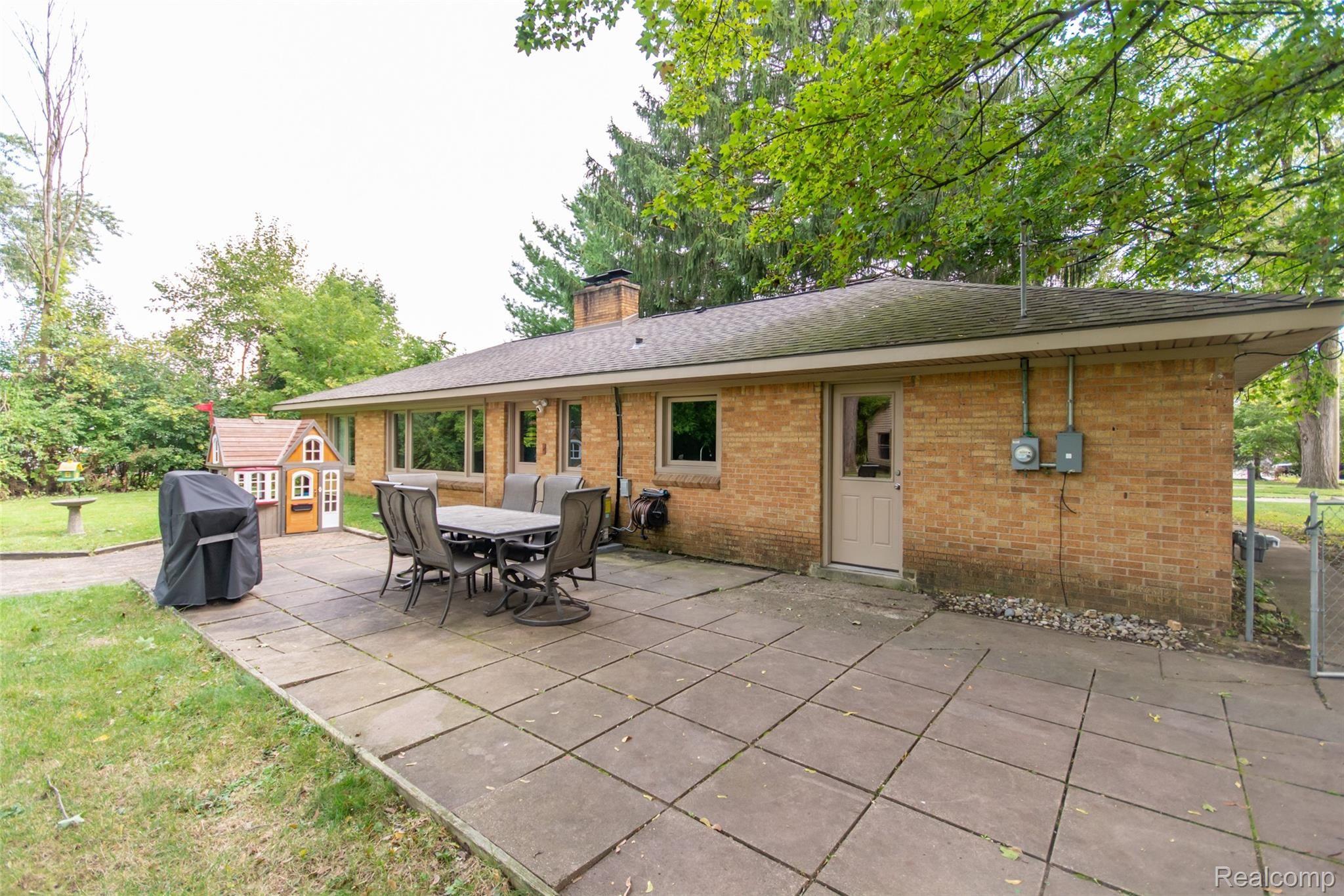 22921 Power Road Farmington, MI 48336 - Photo 29 of 40 DSC_1997.jpg