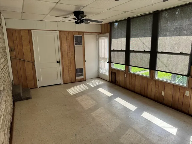 $1,800 | 7920 Findlay Street, Houston, TX 77017