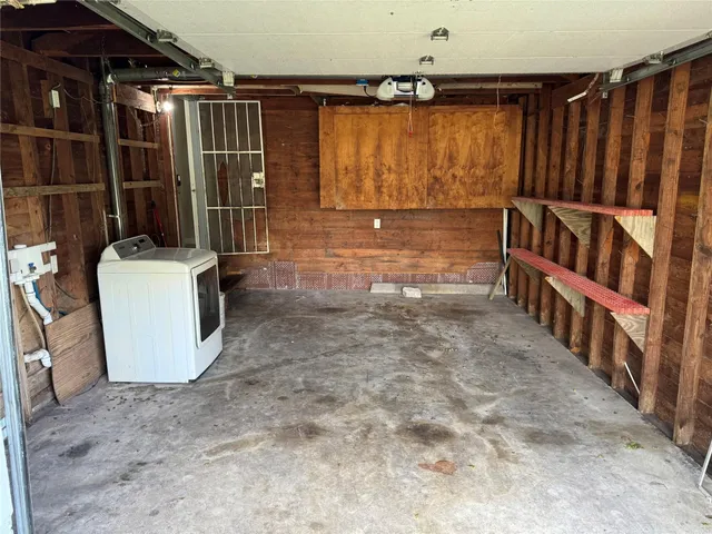 $1,800 | 7920 Findlay Street, Houston, TX 77017