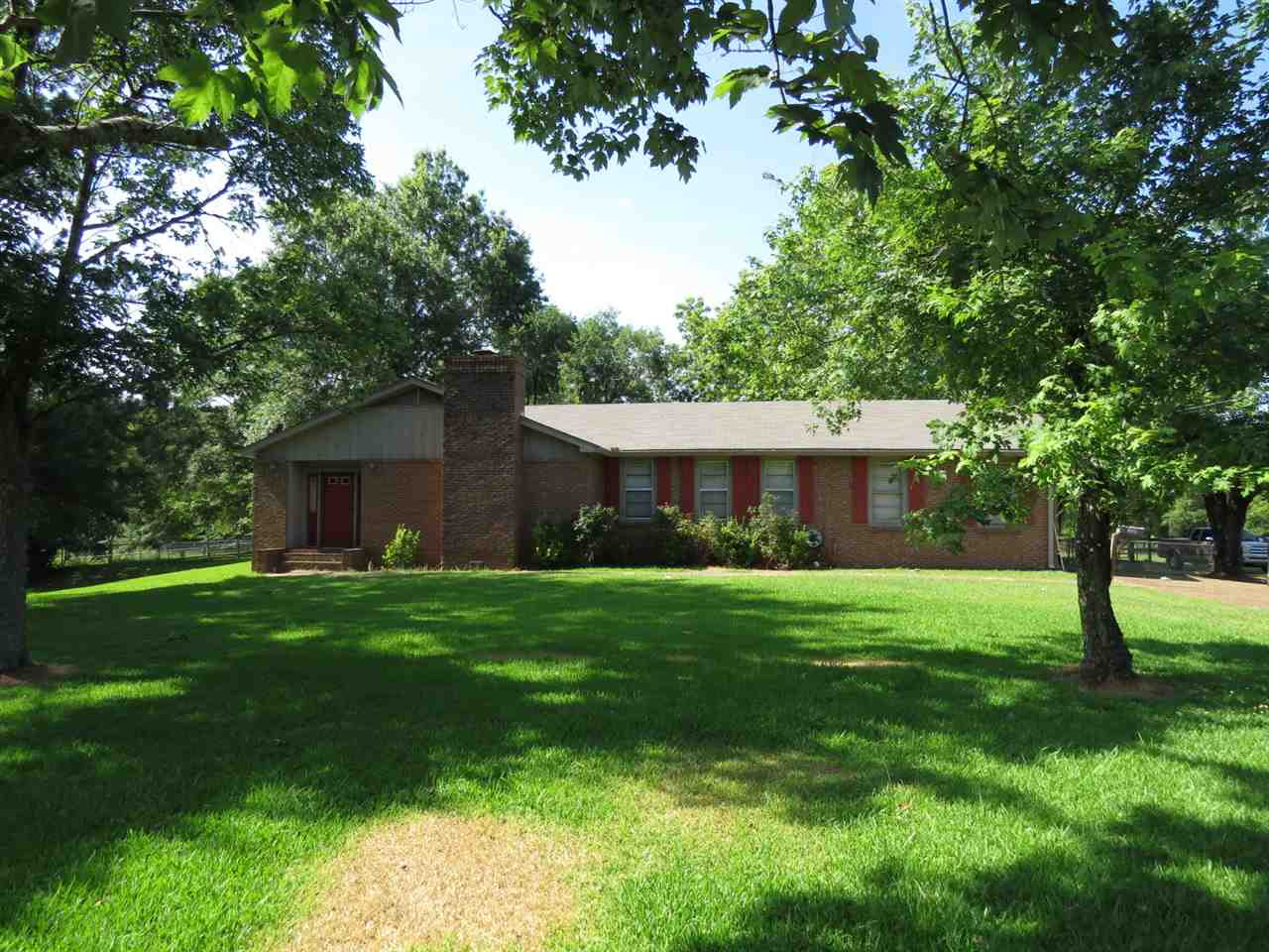 1205 McCluer Road Jackson, MS 39212 - Photo 1 of 15 Photo 1
