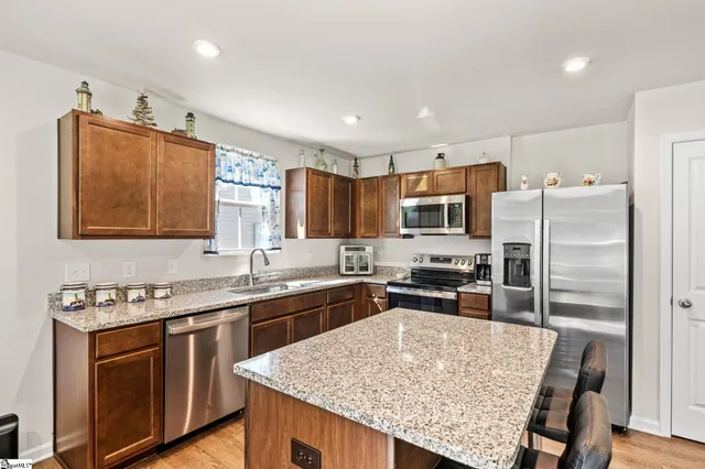 $224,900 | 215 Highland Sta Drive, Clinton, SC 29325