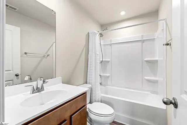 $224,900 | 215 Highland Sta Drive, Clinton, SC 29325