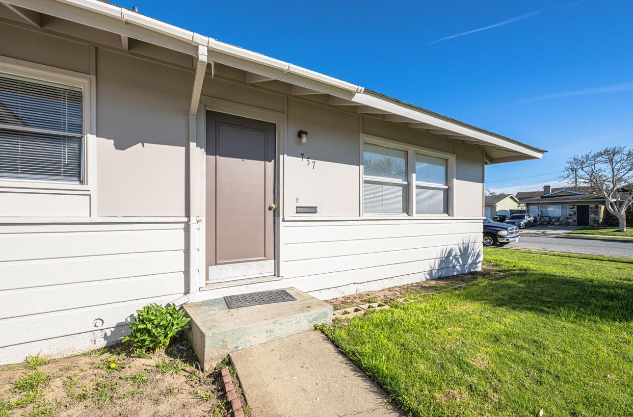 757 Compton Way Salinas, CA 93906 - Photo 3 of 28 Gallery Image 3