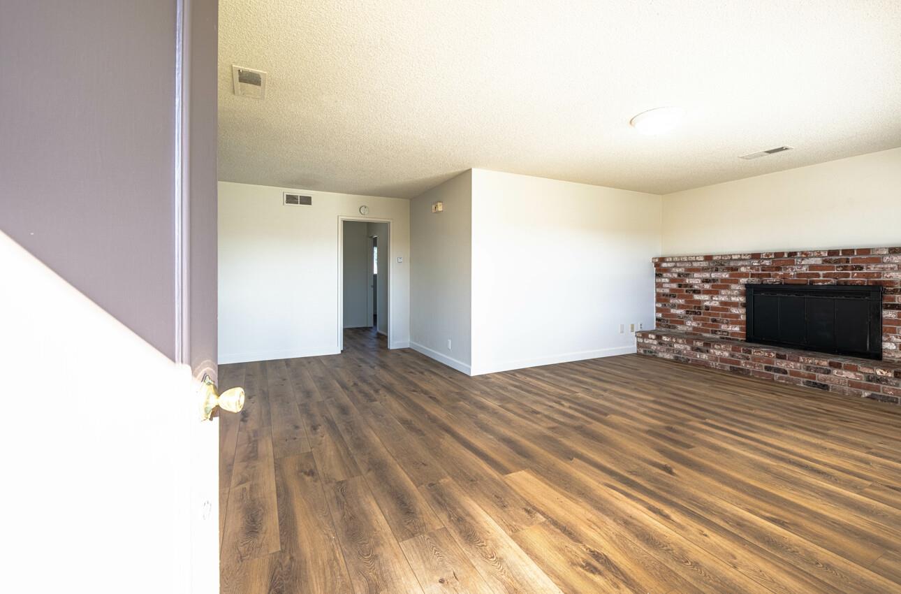 757 Compton Way Salinas, CA 93906 - Photo 4 of 28 Gallery Image 4