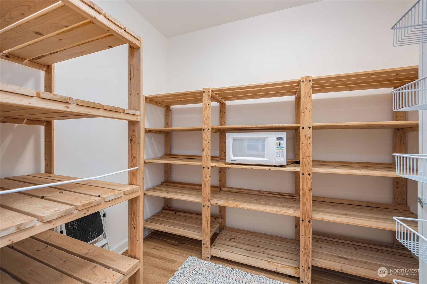 23406 Landers Road Southwest Vashon, WA 98070 - Photo 10 of 39 a view of an empty room with cabinet