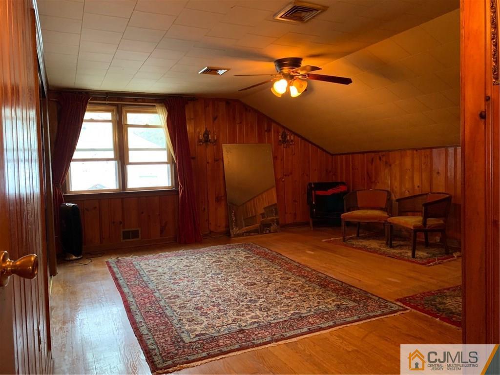 18 Hill Road Edison, NJ 08817 - Photo 2 of 13